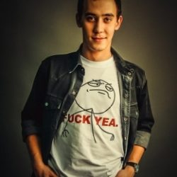 Парень ищет Женщину в Новороссийске Парень ищет Женщину в Новороссийске