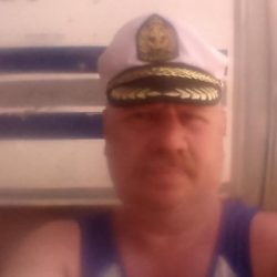 Парень предлагает ласки и вагинальный массаж с доставкой дамам и девушкам, без коммерции, в Новороссийске Парень предлагает ласки и вагинальный массаж с доставкой дамам и девушкам, без коммерции, в Новороссийске