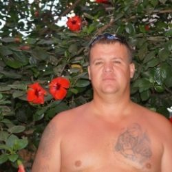 Молодой парень из Новоросийска ищет девушку для приятных встреч Молодой парень из Новоросийска ищет девушку для приятных встреч