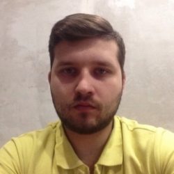 Трое горячих парней пригласят в гости горячих девушек Трое горячих парней пригласят в гости горячих девушек