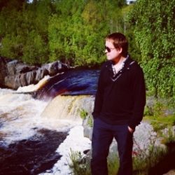 Парень, ищу горячую девушку для секса Парень, ищу горячую девушку для секса